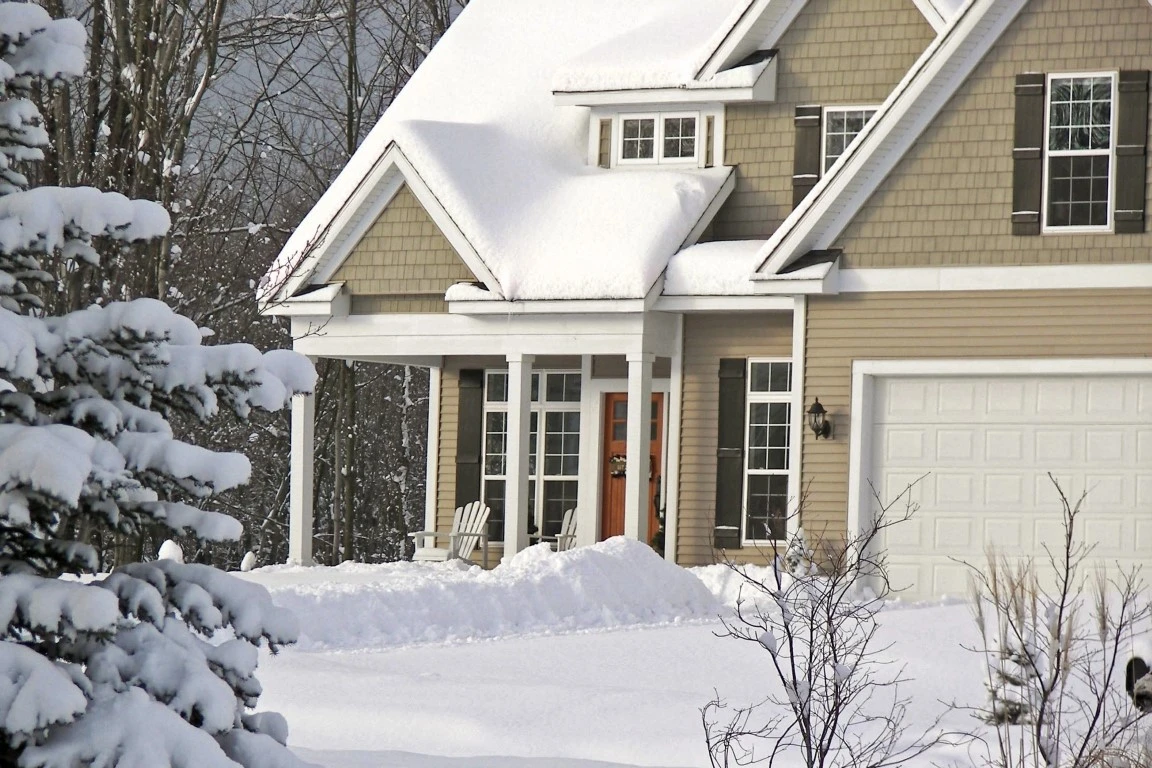 How Winter Weather Impacts Your Window Cleanliness Winter Weather - Vue Window Cleaning, Parker, CO